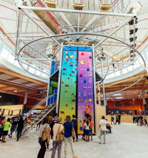 Trampoline Park , interiorismo