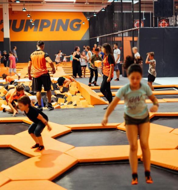 Trampoline Park , interiorismo